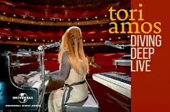 »Tori Amos: Diving Deep Live« auf 2 CDs. Auch auf Doppel-Vinyl erhältlich.