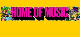 Text "HOME OF MUSIC" in Pink und Schwarz. Farbliche Illustrationen von Musikstilen wie Rock, Hip Hop, Schlager.