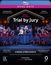 "Gilbert & Sullivan: Trial by Jury", "A Matter of Misconduct!", Scottish Opera, lebendige Bühnenaufführung mit bunten Kostümen.
