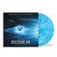 „Disclosure Day“ von Spielberg, Musik von John Williams. Ein blaues Auge in einem Lichtstrahl, blaue marmorierte Schallplatten.