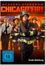 STAFFEL VIERZEHN CHICAGO FIRE, FSK 16, Vorab-Abbildung. Feuerwehrleute in Einsatzkleidung, Flammen im Hintergrund.