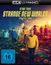 „Star Trek: Strange New Worlds, Staffel Drei“, Sci-Fi-Szene mit bunter Alien-Landschaft, Crew in Uniformen, etliche Pflanzen.