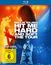 "BILLIE EILISH HIT ME HARD AND SOFT: THE TOUR" in großen Buchstaben, "VORAB-COVER" und "FSK ab 6 freigegeben". Künstler auf Bühne.