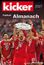 "kicker 2027 Fußball Almanach" steht auf dem Cover eines Buches. Darunter ein Torwart im grünen Trikot auf einem Fußballfeld.