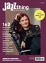 „Jazz thing & blue rhythm“ Ausgabe 163, Fokus auf Miles Davis. Person entspannt auf einem Stuhl, lächelnd., Zeitschrift