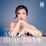 MIN KWON, AMERICA/BEAUTIFUL. Frau mit roten Lippen, elegante Pose, blauer Hintergrund, DELOS-Logo oben rechts., 5 CDs