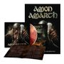 Text: "Amon Amarth", "The Great Heathen Army". Viking mit Helm und Trinkhorn, zeigt Autorität und Kraft., LP