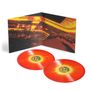Zwei orangene Vinyl-Schallplatten mit einem Cover, das ein Konzert in einem beleuchteten Stadion zeigt., 2 LPs