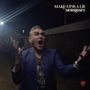 „MAKE-UP IS A LIE MORRISSEY“. Ein Mann in einem blauen Anzug schreit, seine Hände dramatisch erhoben; im Hintergrund ein Kreuz., CD