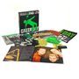 Texte: "WARNING:25", "GREEN DAY", "INCLUDES", "DAY". Es handelt sich um ein Boxset mit Alben und Bandbildern., 5 LPs