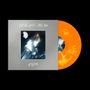 Text "HALCYON BLUES" auf grauem Cover, darunter eine verschwommene, leuchtende Figur und ein oranger Vinyl-Schallplatte., 1 LP und 1 CD