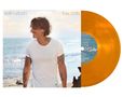 „keith urban flow state“ steht oben. Ein Mann am Strand lächelt, daneben eine orangefarbene Schallplatte., LP