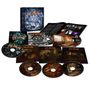 Das Bild zeigt eine Box mit vier CDs und einem Booklet der Band "Def Leppard". Cover mit Leopardenmotiv., 6 CDs