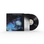 "ROGER HODGSON IN THE EYE OF THE STORM" in Großbuchstaben auf einem Albumcover; schwarze Vinyl-Schallplatte., LP