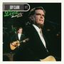 Texte: "GUY CLARK", "Live from Austin TX". Ein Mann mit Gitarre und Mikrofon im Scheinwerferlicht., 2 LPs