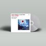 CD-Cover mit Text: David Helbock & Julia Hofer, Faces of Night; Namen: Veronika Harcsa, Mahan Mirarab, Lorenz Raab. Kunst mit rotem Kreis., CD