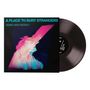"A Place to Bury Strangers", "Rare and Deadly". Verschwommene, farbenfrohe Gestalt auf schwarzem Albumcover mit Vinyl., LP