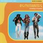 "Os Mutantes. Everything Is Possible! World Psychedelic Classics 1: Brazil. Drei Personen springen in farbenfroher Kleidung.", LP