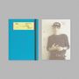 Links: gelbes Etikett auf blauem Grund. Rechts: Person mit Mütze, rotem Text: "The ReVe Festival"., CD