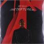 Text: "Jeff Mills The Trip to Vega". Eine Person in schwarzer Kleidung vor einem Hintergrund mit großen roten Formen., 3 LPs