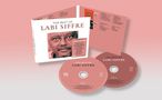 "The Best of Labi Siffre" steht auf einem CD-Cover mit zwei CDs, einem Foto in der Mitte und einer Titelliste innen., 2 CDs