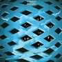 "Tommy the who" steht oben. Blaues Gitter mit diagonalen Öffnungen, durch die Gesichter und Hände sichtbar sind., Super Audio CD