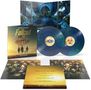 "Fallout 2000: Main Theme". Zwei blaue Schallplatten, eine mit dem Vault-Tec-Logo, die andere mit dem Biohazard-Symbol., 2 LPs