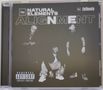 Text: "NATURAL ELEMENTS ALIGNMENT", "fatbeats", "Parental Advisory Explicit Content". Drei Personen in Schwarz-Weiß., CD