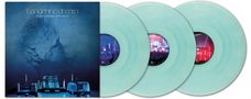 Albumcover und drei mintgrüne Vinyl-Schallplatten. Text: "Tangerine Dream, 50 years of phaedra - at the barbican"., 3 LPs