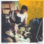 "SHAKEY GRAVES" und "FONDNESS, ETC." Unten im Bild, ein Mann spielt Gitarre, Mikrofone und gelber Hintergrund., CD