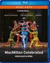 "MacMillan Celebrated", "Royal Ballet & Opera". Tänzer in bunten Kostümen, blauer Hintergrund, Blu-ray Cover.