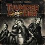 Der Text "Mothers of Thunder" und "Thundermother" prangt über vier Frauen in Lederjacken. Eine Faust mit Blitz ist integriert., LP