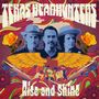 "Texas Headhunters" oben, "Rise and Shine" unten. Drei Männer, gelbe Flügel, rote Rosen, bunte psychedelische Muster., CD