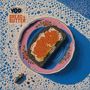 "YOD BREAD & BUTTER" steht links oben. Illustration eines Brots mit Butter und Kaviar auf einem verzierten Teller., LP