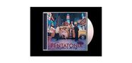 Albumcover mit der Aufschrift "Pentatonix Christmas in the City". Menschen posieren vor einem gelben Taxi in einer Stadt., CD