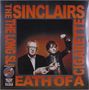 "THE SINCLAIRS" in großen orangefarbenen Buchstaben. Zwei Männer, einer hebt eine Zigarette hoch., LP
