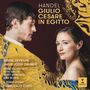Text: "HANDEL GIULIO CESARE IN EGITTO". Namen erscheinen unten. Links ein Mann, rechts eine Frau, goldene Muster. Erato-Logo., 3 CDs