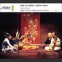 Text: INDE DU NORD | NORTH INDIA, Sheila Dhar, Raga Bhairav | Raga Kaushi Kanhra, Vol. 1. 

Vier Musiker spielen klassische indische Instrumente auf einer Bühne., CD