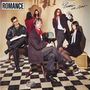 Text: "ROMANCE", "Prends ce soir". Fünf Personen in einem Raum mit Retro-Elementen, Schachbrettboden., LP