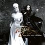 "Tarja" und "score for a dark Christmas". Zwei Frauen: eine in Weiß, eine in Schwarz, mit dramatischer Pose., 2 CDs und 1 Blu-ray Disc