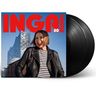 "INGA RUMPF 80" in großen roten Buchstaben. Eine Frau in Lederjacke lächelt vor einem modernen Gebäude. Vinyl-Schallplatten daneben., 2 LPs