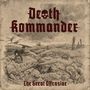 "Death Kommando" oben, "The Great Offensive" unten. Illustration eines Schlachtfeldes mit Trümmern und Soldaten., CD