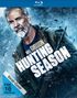Die Texte lauten: "MEL GIBSON HUNTING SEASON", "Vorab-Cover", "FSK 16 beantragt". Ein Mann im Schnee hält ein Gewehr., Blu-ray Disc