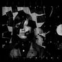 Texte: "DIFFERENT WHEN IT'S SILENT TRICKY". Eine fragmentierte schwarz-weiße Collage eines Gesichts mit überlappenden Formen., CD