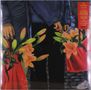 Der Text oben rechts lautet: "The Wedding." Gemälde: Zwei Personen tragen rote Taschen mit orangefarbenen Lilien., LP