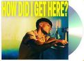 Text: "HOW DID I GET HERE?" Ein Mann mit gesenktem Kopf lehnt an einer Bar, neben Flaschen. Rechts ein CD-ähnlicher Kreis., CD