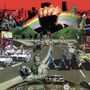 Eine surreale Collage mit einer riesigen Faust, einem Regenbogen, Menschen über einem Zebrastreifen und Figuren auf einer Autobahn., LP