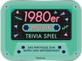 "1980er MUSIK TRIVIA SPIEL" und "DAS PARTYQUIZ ZUM RATEN UND WEITERSINGEN" in Retro-Design auf mintgrünem Hintergrund.