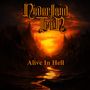 Schriftzug: "Neverland Trail", darunter "Alive In Hell". Dunkle, feurige Landschaft mit orangenem Himmel und steinigen Klippen., CD