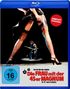 "Die FRAU mit der 45er MAGNUM" in rotem Text. Frau mit Pistole, Mann in der Mitte, blauer Blu-ray-Rand oben.